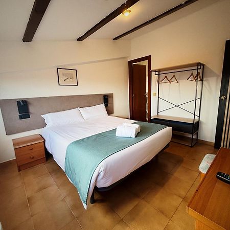 Hostal Legaz Funes 외부 사진