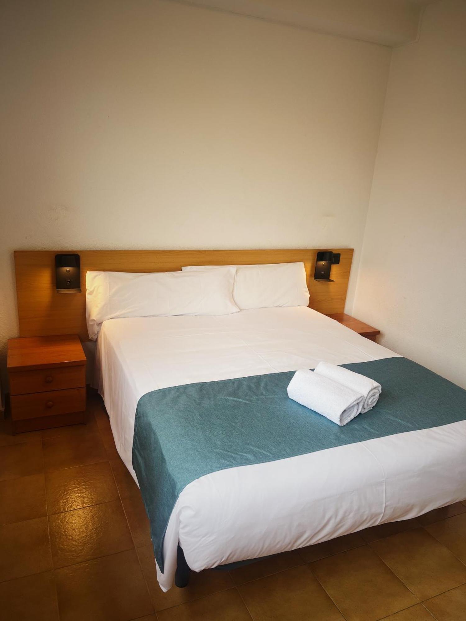 Hostal Legaz Funes 외부 사진