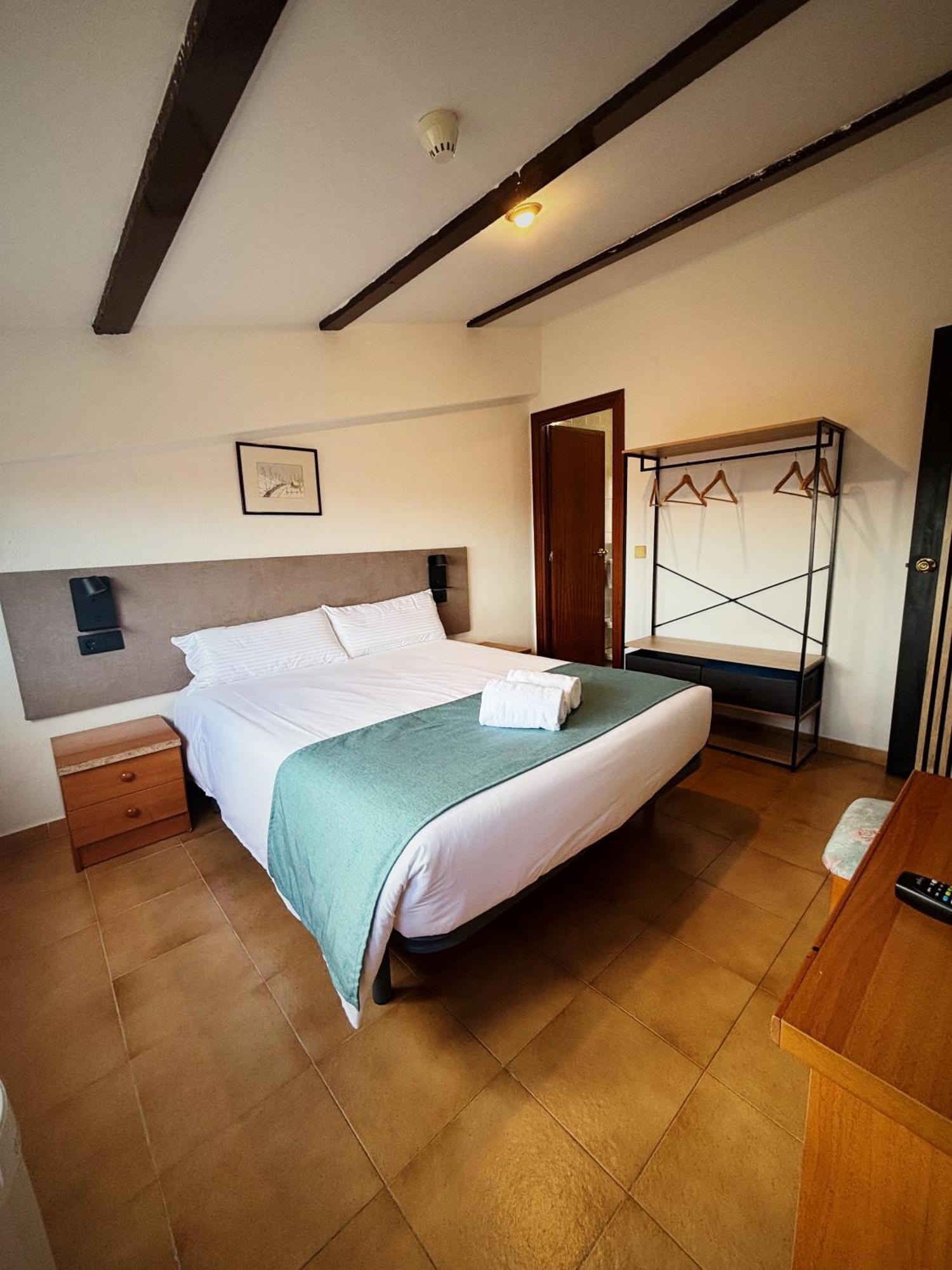Hostal Legaz Funes 외부 사진