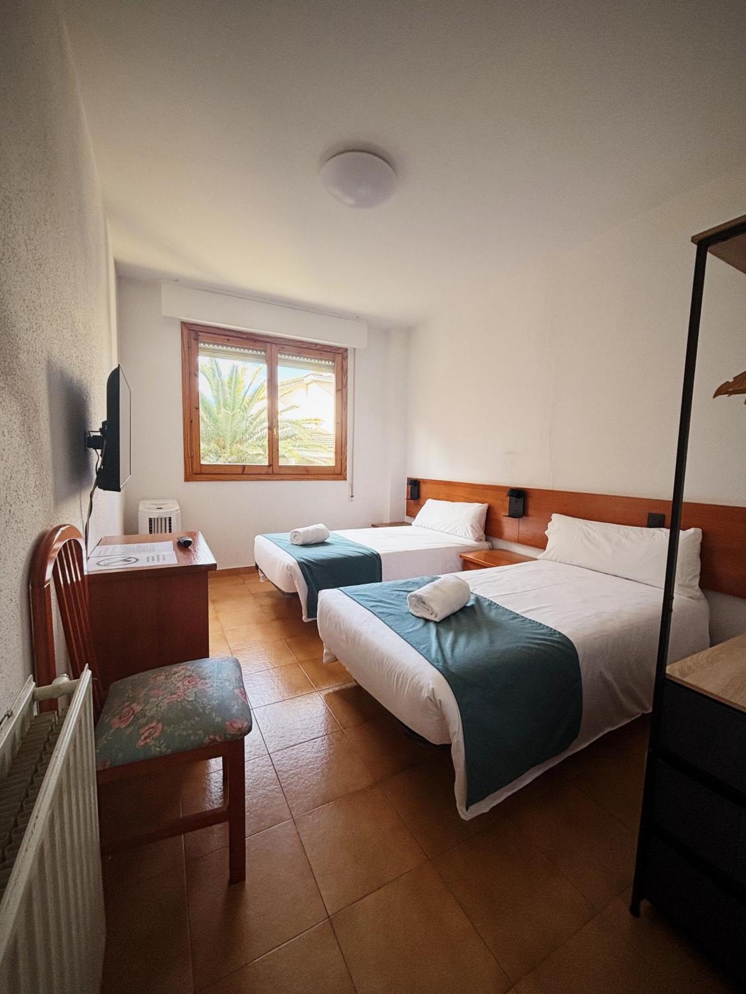 Hostal Legaz Funes 외부 사진