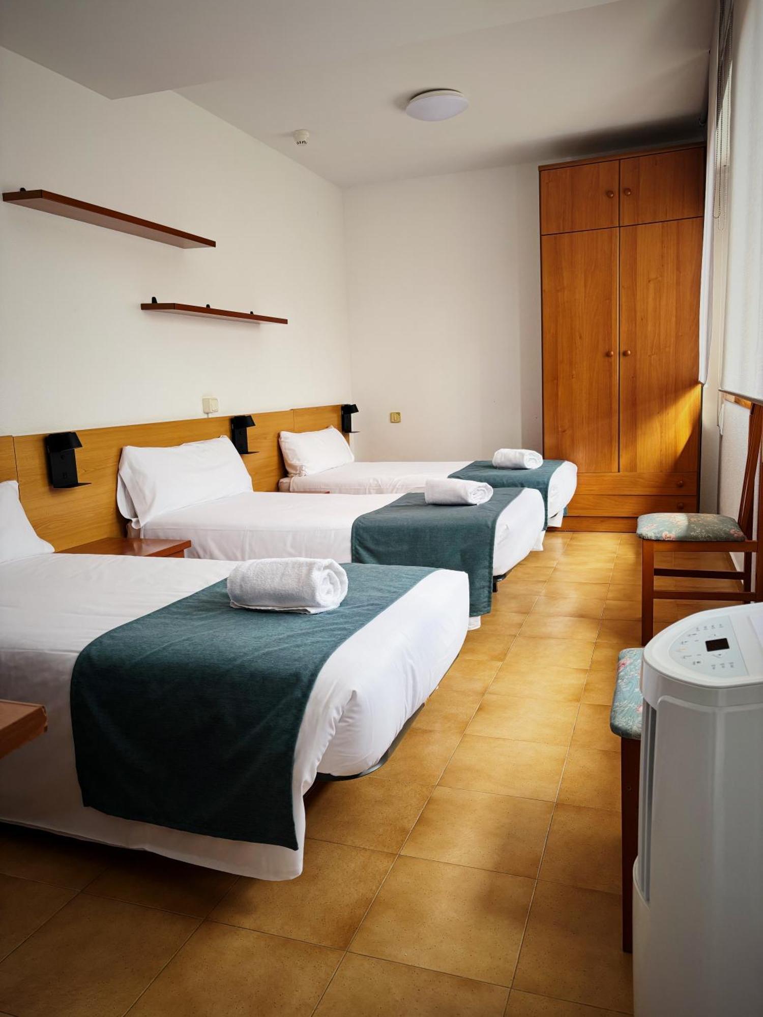 Hostal Legaz Funes 외부 사진